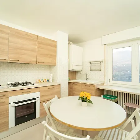 Spettacolare Loft Sul Lago Di Como